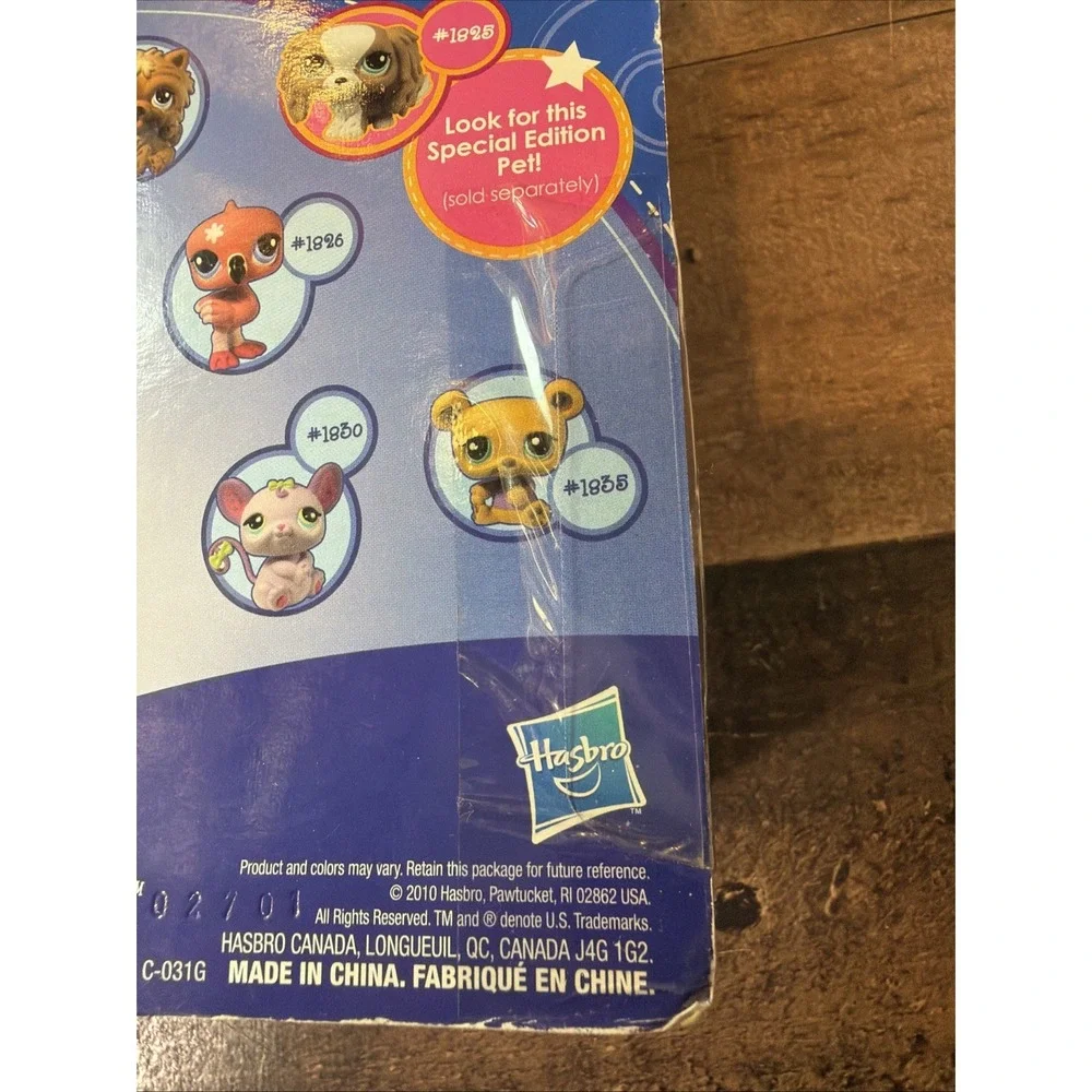 Littlest Pet Shop Pet Pairs #1832 Jack Russell Dog & #1833 Cow NIB 2010 Vintage